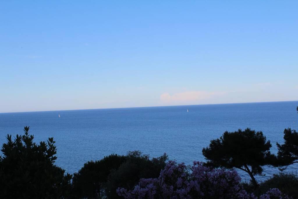 Conca Verde Appartamento Sul Mare Marina dʼMarina dʼAndora 外观 照片