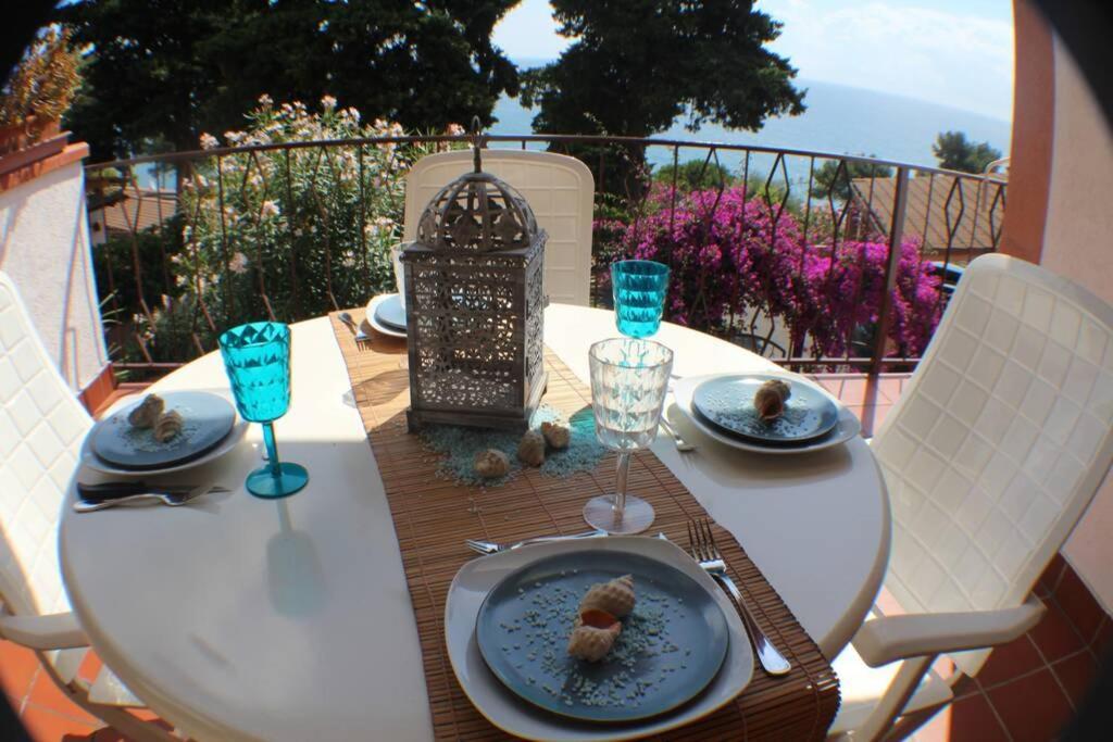 Conca Verde Appartamento Sul Mare Marina dʼMarina dʼAndora 外观 照片