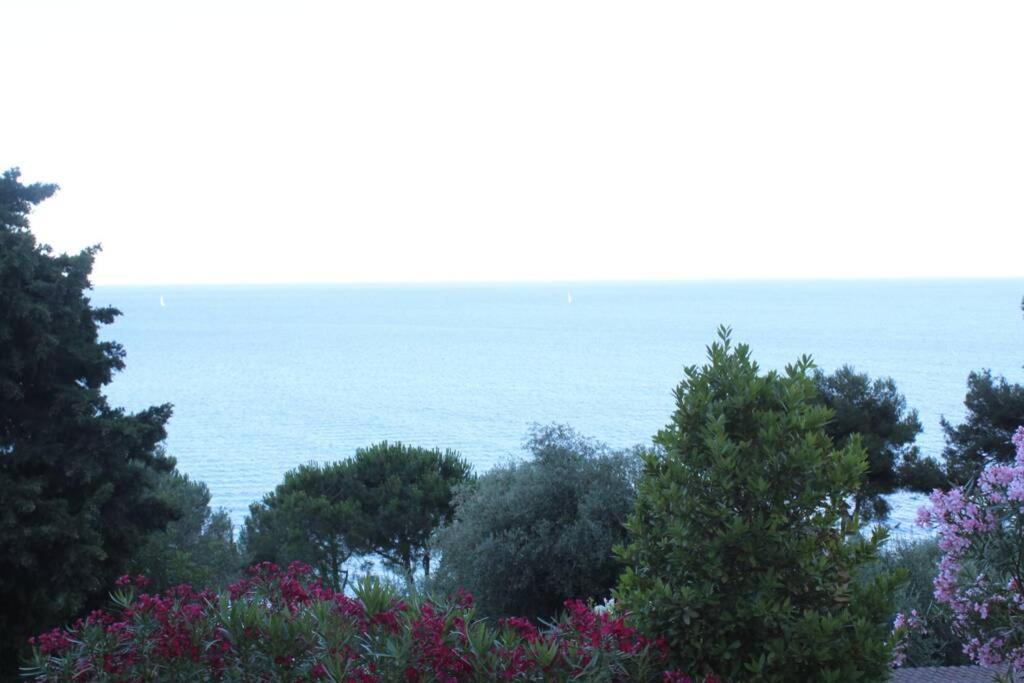 Conca Verde Appartamento Sul Mare Marina dʼMarina dʼAndora 外观 照片